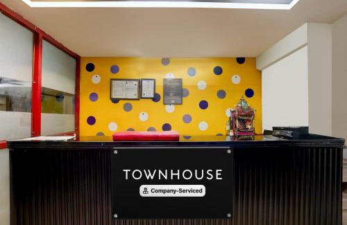 Rohini Hotel | Super Townhouse Rohini Sector 24