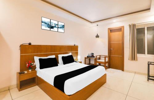 Gomti Nagar Hotel | Super Townhouse Viraj Khand Formerly Veridian Inn