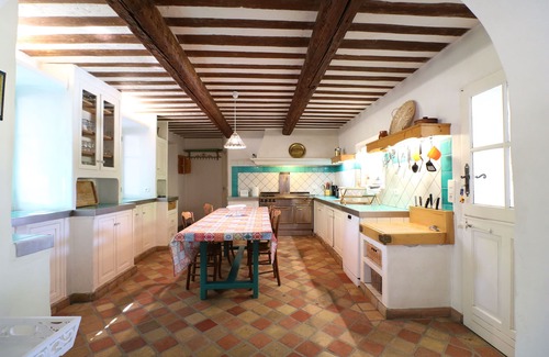 Pernes-les-Fontaines Other | SUPERB 18th MAS of 300m2, landscaped garden of 7,500m2 and swimming pool (12x8)