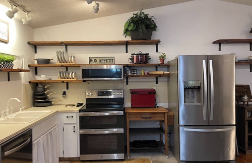 Palm Harbor Cottage | Superb 2bed, 2bath cottage with AC and pool in Palm Harbor