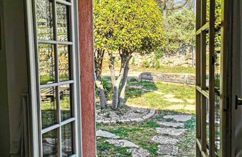 Le Rouret House | Superbe Villa Située Entre mer et Montagne, Avec Piscine et Terrain de Pétanque