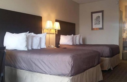 Pennington Bend Hotel | Superior 2 Double beds