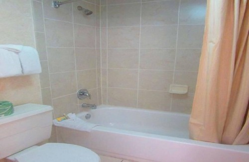 Pennington Bend Hotel | Superior 2 Double beds