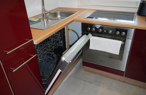 Refrath Apartment | Superior Apartment magic lake in a prime location of Refrath near Cologne