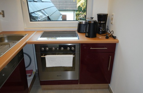 Refrath Apartment | Superior Apartment magic lake in a prime location of Refrath near Cologne