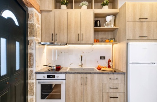 Tsoukaladhes Apartment | Superior Apartment B with Sea View, Pool, Wi-Fi & Terrace