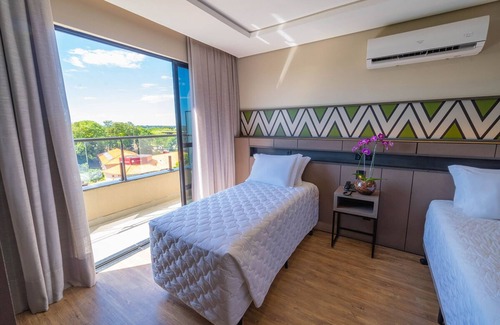 Foz do Iguacu Hotel | Superior Balcony Hideaway | Cozy Double Room with Outdoor Space