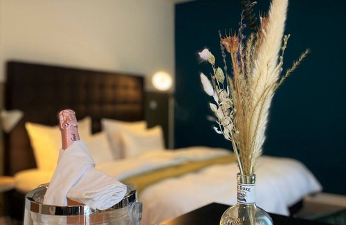 Diessen am Ammersee Hotel | Superior deluxe double room with balcony - Hotel zum See *** garni