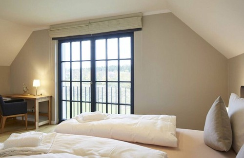 Dranske Apartment | Superior thatched villa with 2 bedrooms F01