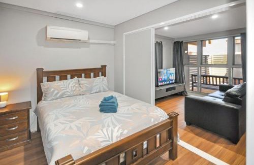 Port Hedland Apartment | Supersized Studio Inexpensive 1x1