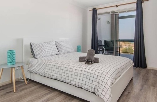Silver Sands House | Surf and Sun in Silver Sands