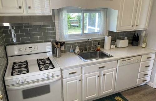 Bayview Bed & Breakfast | Surf Condominiums - Downtown Bethany