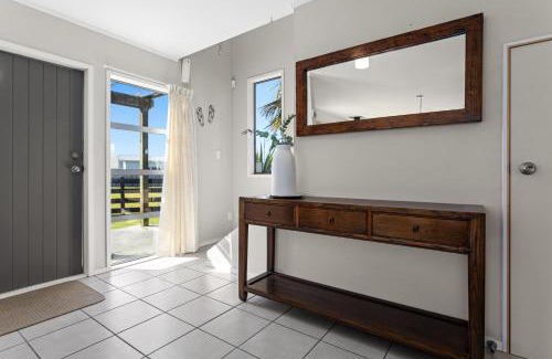 Waiotahi House | Surf n Sand n Summer Vibes