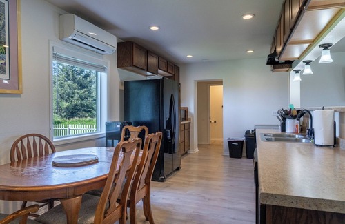 Bertsch-Oceanview House | Surfer's South Beach | 5 Bed, 2 Bath
