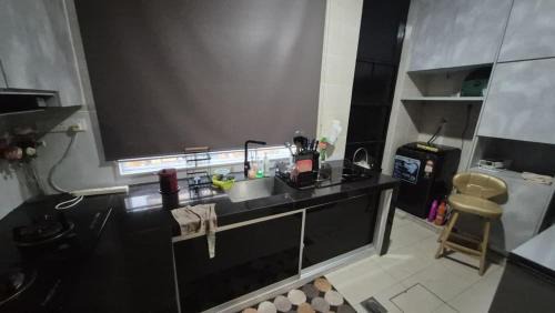 Kampong Raja House | Suria guesthouse