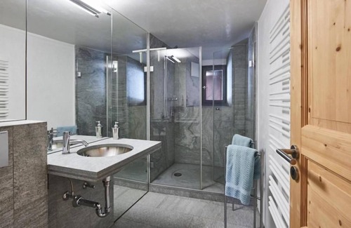 Spluegen Apartment | Susta - Holidays in a listed building