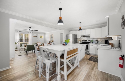 Suwanee House | Suwanee urban haven