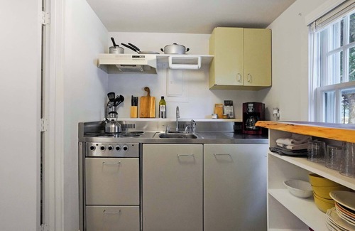 Locustville Apartment | Sweet 1BDR Farm Cottage with Fire Pit and Creek View
