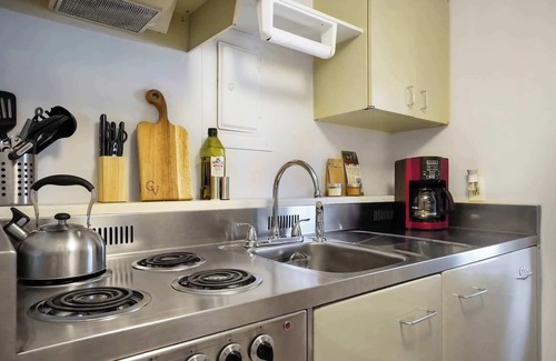 Locustville Apartment | Sweet 1BDR Farm Cottage with Fire Pit and Creek View