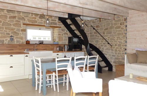 Saint-Philibert Ski Chalet | Sweet Fisherman Cottage