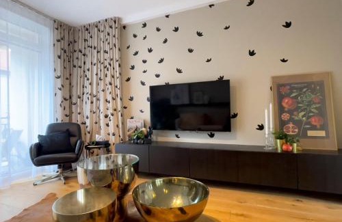 Nivy Apartment | Sweet Home by Zoom Apartments
