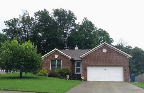 Shepherdsville House | Sweet home in the middle