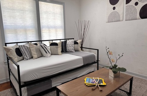 Alamo Heights House | Sweet Home in Vibrant Alamo City