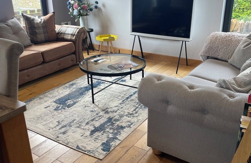 Stromness House | Switha- 3 bed home in Orkney, Scotland with hot tub and outstanding sea views