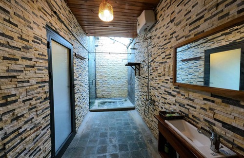 Son Trach Hotel | Sy's Homestay