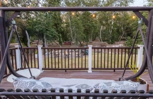 Three Rivers House | Sycamore Forest Retreat