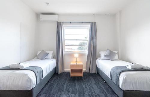 Hamilton Hotel | Sydney Junction Hotel