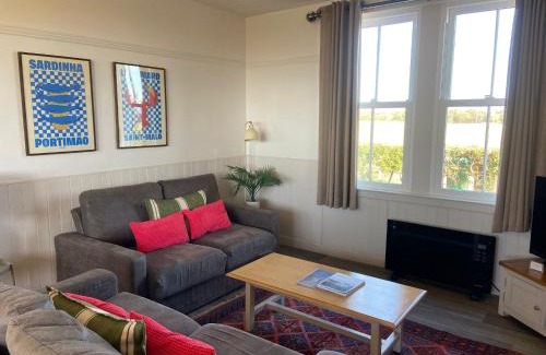 Anstruther House | Sypsies Cottage