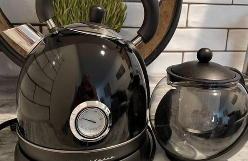 Medicine Hat House | T-Lee’s Suite! Quiet & Cozy. Dog Friendly! Walking/Cycling path near by 😊