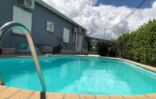 Baie-Mahault Apartment | T2 à Convenance