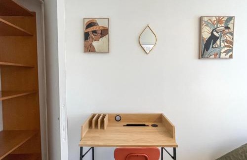 Cherbourg-en-Cotentin Apartment | T2 cosy avec parking gratuit & transports au pied