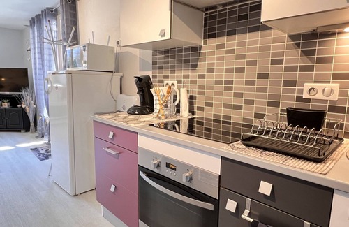 Cauterets Apartment | T2 ensoleillé avec terrasse et vaste jardin commun