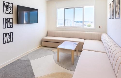 La Nouvelle Ville Ibn Batouta Apartment | T2 moderne avec vue mer - Résidence avec piscine