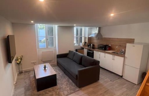 Saint-Marcel Apartment | T2 neuf et moderne climatiser avec Netflix amazon