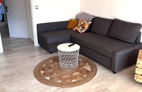 Prades Apartment | T2 Traversant Renove Avec Terrasses ET Place DE Parking Privative