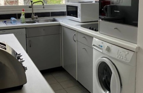 Sevres Apartment | T2 Vue Imprenable à Sèvres au 8e Étage