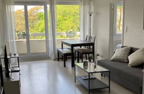 Sevres Apartment | T2 Vue Imprenable à Sèvres au 8e Étage