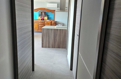 Vienne Condo | T3 à 2 pas du Centre-ville Piscine et Jacuzzi Privé Normes PMR