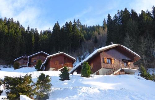 Beaufort Apartment | T3 cosy avec cheminée, pour 4-5 pers., skis aux pieds, terrasse sud/ouest, calme à Arêches-Beaufort - FR-1-342-183