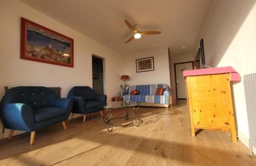 Argeles Plage Apartment | T3 vue sur mer, renové à neuf, 4 à 6 pers,65 m2-500 M de la plage