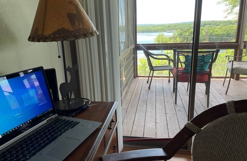 Cassville Cottage | Table Rock Lake Big M Marina close to Eagle Rock