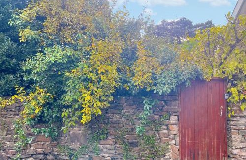 Taff's Well House | Taff's Well Cottage