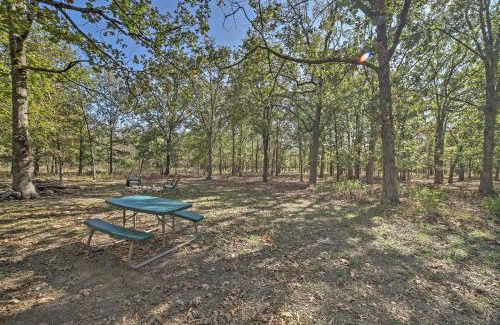 Scraper House | Tahlequah Duplex with Screened-in Porch and Fire Pit!