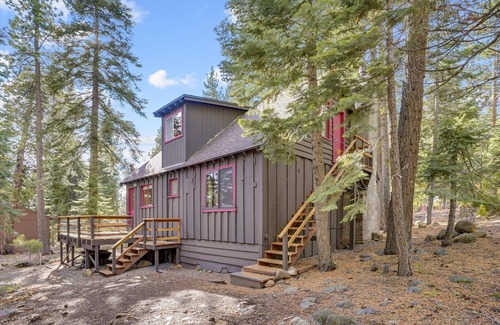 Tahoe Vista Cabin | Tahoe Vista, Dogs Ok, Walk to Lake and Hiking -Into the Woods
