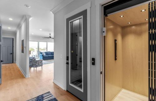 Ocean Isle Beach House | Take Me A-Wave