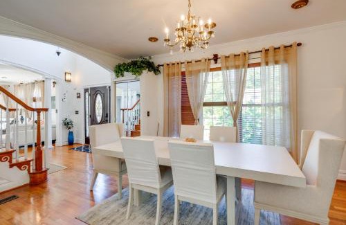 Springfield House | Take Metro to DC! Family Home in Springfield
